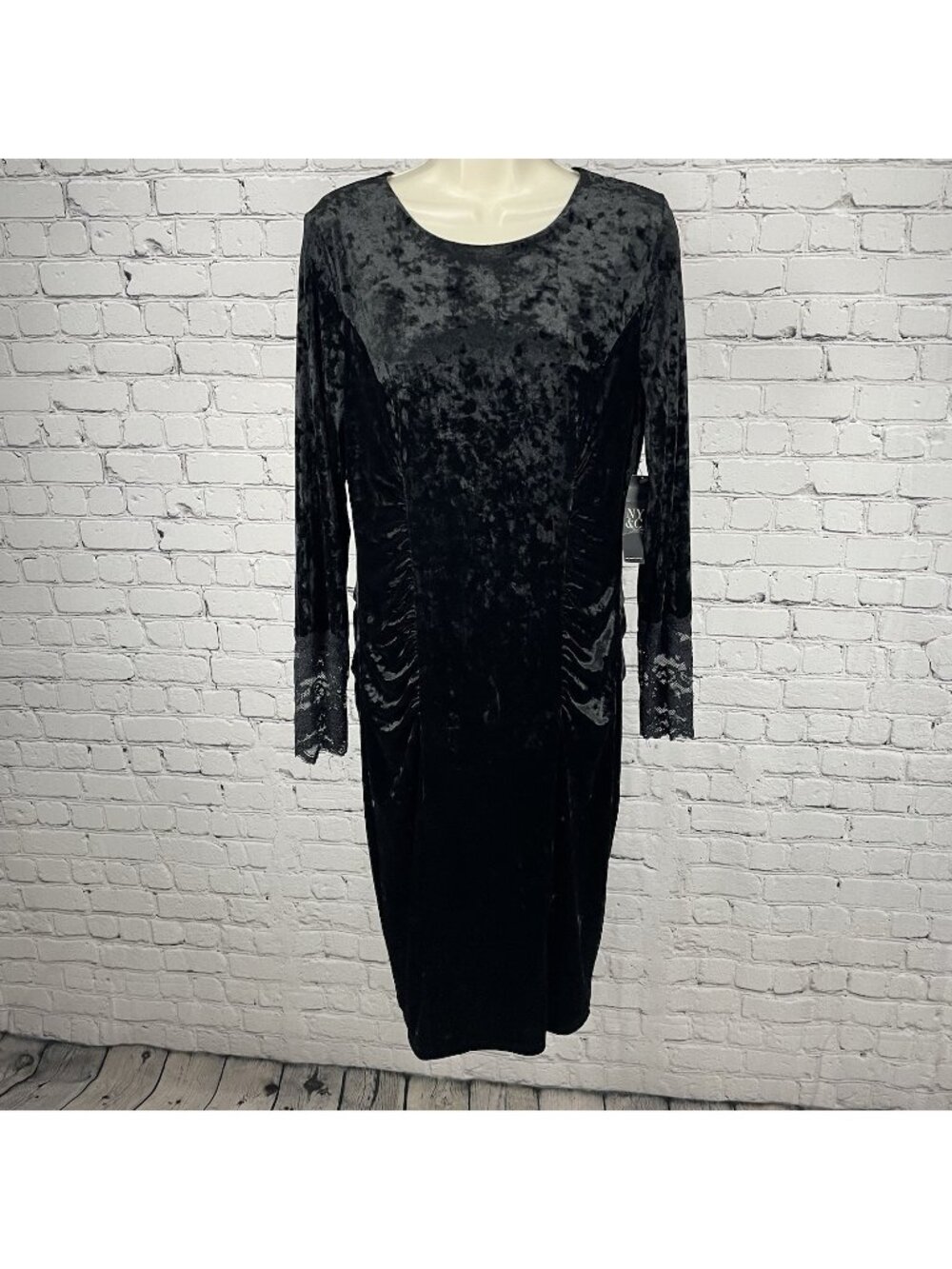 NWT New York & Company Stretch Black Velour Lace Zipped Bodycon Dress Medium M